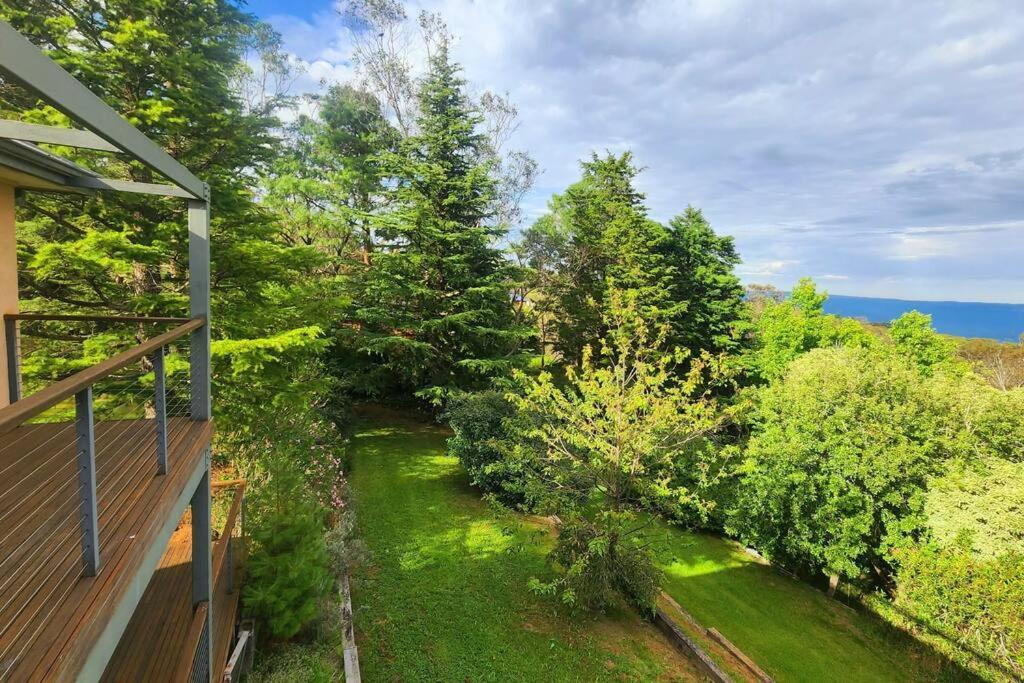 Narrow Neck Views - Peaceful 4 Bedroom Home With Stunning Views! Katoomba Exterior foto