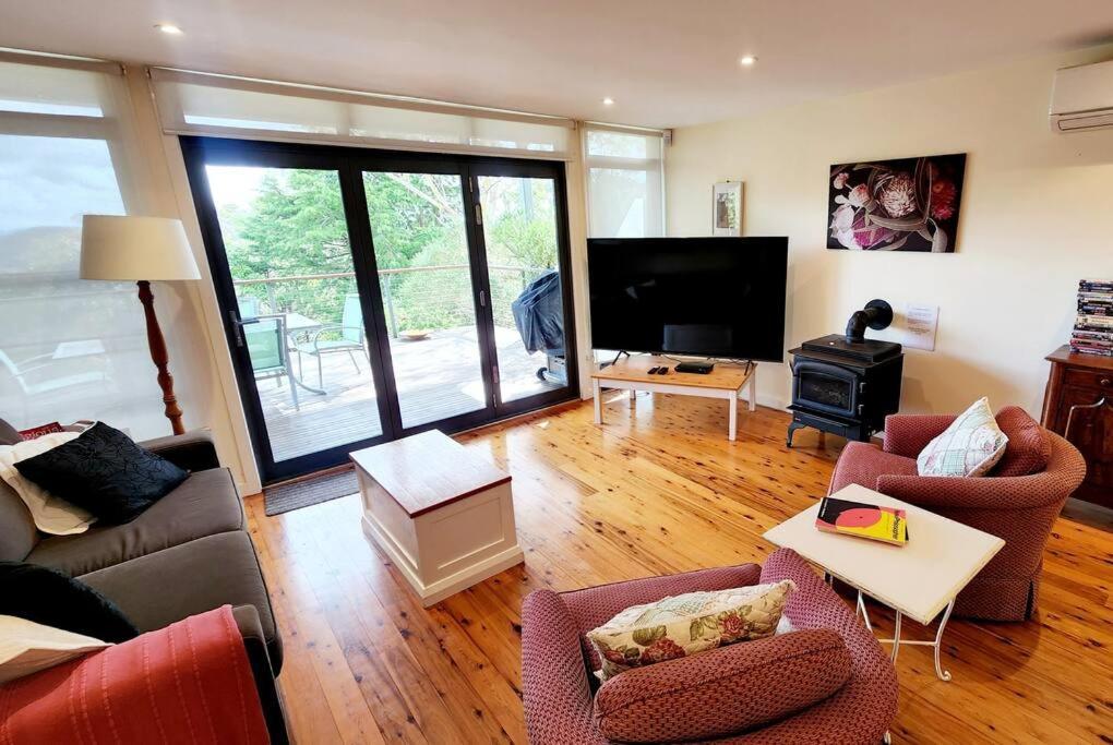 Narrow Neck Views - Peaceful 4 Bedroom Home With Stunning Views! Katoomba Exterior foto